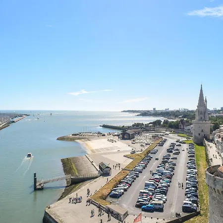 2 Bedroom Amazing In Дом отдыха *