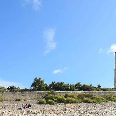 2 Bedroom Amazing In *