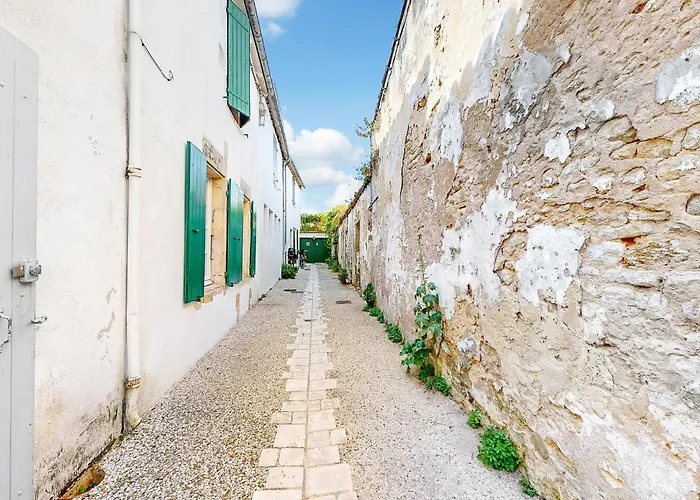 2 Bedroom Amazing In Casa vacanze