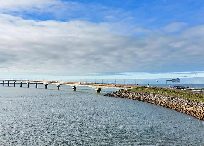 2 Bedroom Amazing In Ars-en-Ré